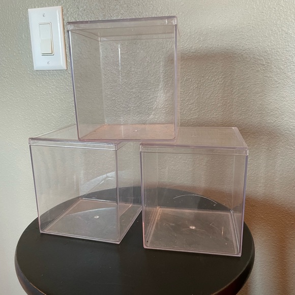 Clear display boxes - Picture 3 of 8